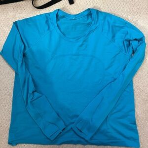 Lululemon women’s swiftly long sleeve t